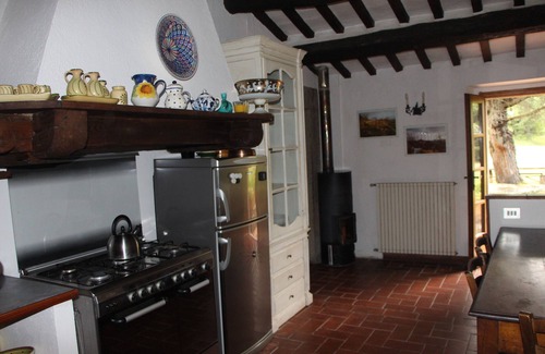Cortona House | Beautifully restored 16th C farmhouse w/exclusive pool, woodlands, olive groves