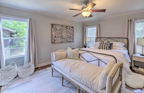 North Garden Acres Cottage | Beautifully Updated Home < 2 Mi to Texas A&m!