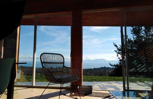 Pucon Cabin | Beauty Cabin in amazing spot, surrounded by countryside and the best lake view.