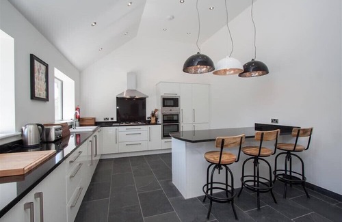 Waterhead Cottage | BECKFOOT, family friendly, luxury holiday cottage in Ambleside