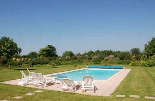 Gennes-sur-Glaize House | Bed and breakfast, calm, rest and relaxation.