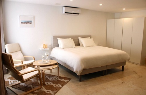 Saint-Marcel Bed & Breakfast | Bed and breakfast for lovers with private spa