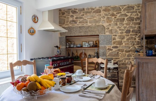 Begard Bed & Breakfast | Bed and Breakfast 'Victoria' with Shared Terrace, Shared Garden and Wi-Fi
