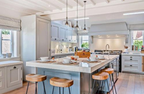 Cranbrook House | Bedgebury Oast by Bloom Stays