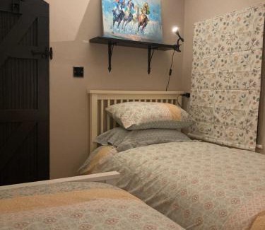 Lisnagunogue House | Beech Tree Cottage