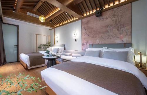 Wangfujing Shopping Area Hotel | Beijing Xin xiang YaYuan Countyard Hotel&NearWang Fu Jing Forbidden City Lama Temple and Summer palace,5 minutes walk from subway ,Free Laundry and coffee