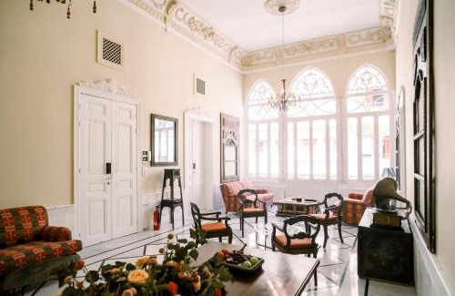 Gemmayzeh Hotel | Beit Toureef - HOME