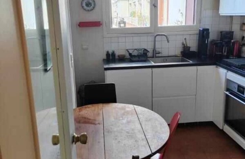 Republique–Point-du-Jour Apartment | Bel Appartement de 90m2 au Calme et Très Lumineux