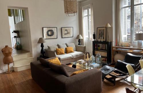 Saint-Michel Apartment | Bel appartement terrasse