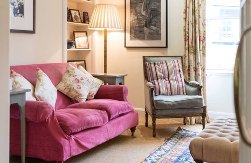 West End Cottage | Belford Mews Apartment - sleeps 6 guests in 3 bedrooms
