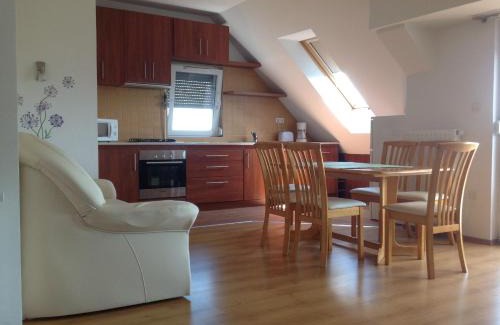 Balatonfured Apartment | Bella Apartman