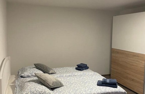 Spodnje Skofije Apartment | Bella