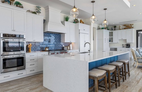 East End Villa | Bella Vista - Luxurious oceanfront villa with ocean views - by Cayman Villas