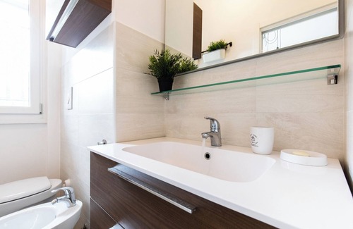 Chiesa Rossa Apartment | Bellarmino 21 - Two Bedroom Apartment, Sleeps 4