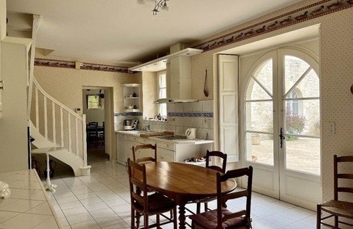 Cravant-les-Coteaux House | Belle Demeure au Coeur des Châteaux de la Loire