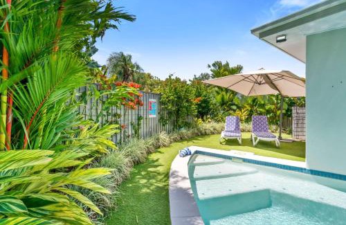 Palm Cove House | Belle Escapes Luxury Beach Edge