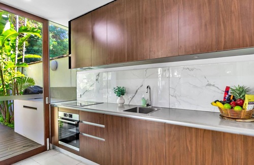 Palm Cove House | Belle Escapes Pura Palm Cove - Two luxury Balinese villas