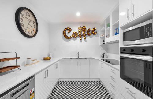 Trinity Beach House | Belle Escapes Under the Mango Tree Holiday Home