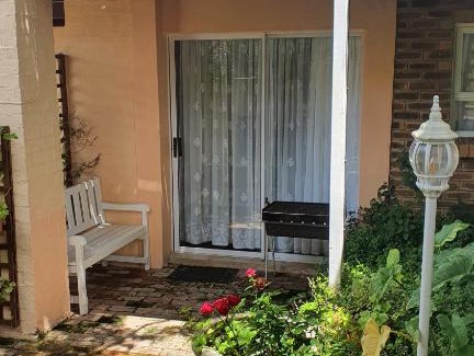 Vermont House | Belle Vue Pop-Up Garage Room