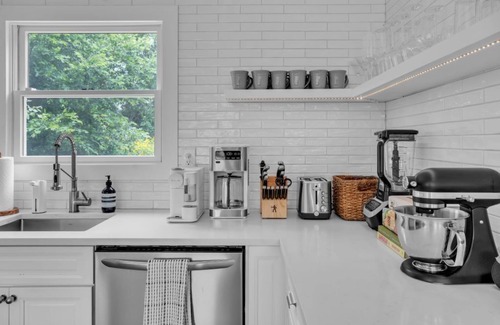 Bellport House | Bellport Village 3-BR Modern Beach House with Pool, Fire Pit, and Outdoor Shower