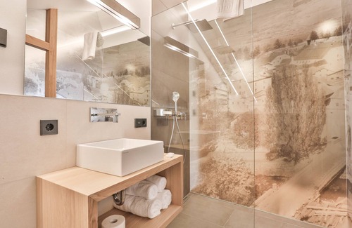 Glorenza Hotel | Belvenu Boutique Hotel