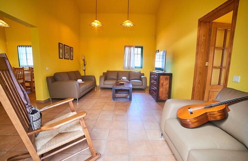 Villaverde House | Belvilla by OYO La Maison d Andres