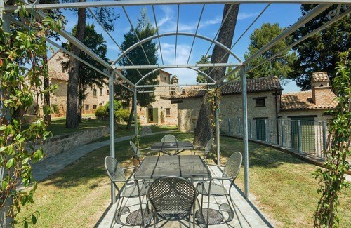 Mombaroccio Apartment | Belvilla by OYO Tulipano