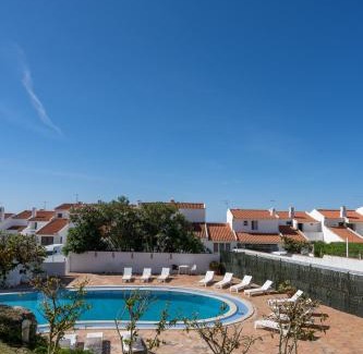 Patio Resort | Bem Parece by Umbral