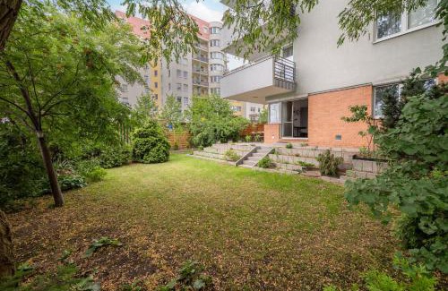 Gorce Apartment | Bemowo Comfort Apartment with Garden