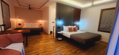 Virajpet Resort | Bendheka - Cliff Front Cottages Coorg