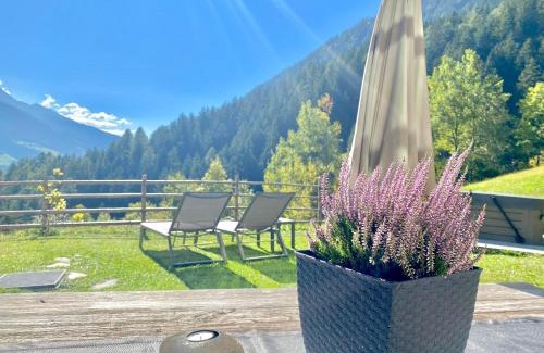 San Martino in Passiria Ski Chalet | Bergchalet h e i m a t