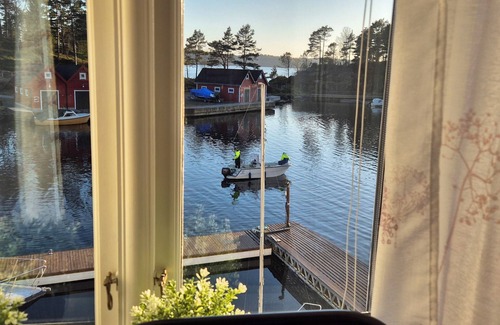 Lindas House | Bergen Fjord: Fish from the garden, Hot Tub, Paddle, Kayak