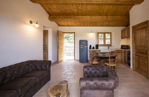 Pietra Long Salvini House | BERGERIE AUTHENTIQUE MONTE CINTU