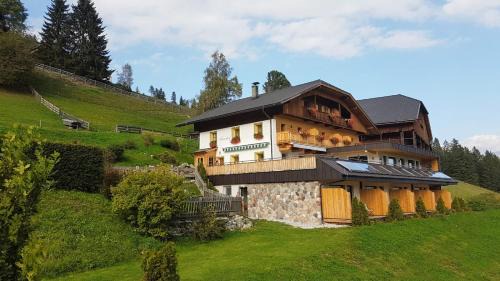San Vito House | Berggasthaus Agritur Moserhof