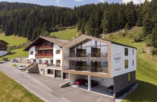 St. Valentin auf der Haide Hotel | Berghotel Plagött