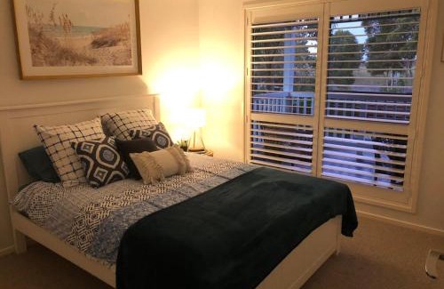 Sunset Strip House | Bermuda Palms Phillip Island - The place to vanish