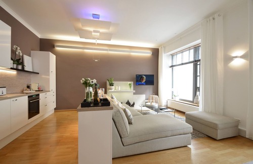Dreimuhlen Apartment | Best deal in town ! Asante Designer Apt deluxe in the center of Munich