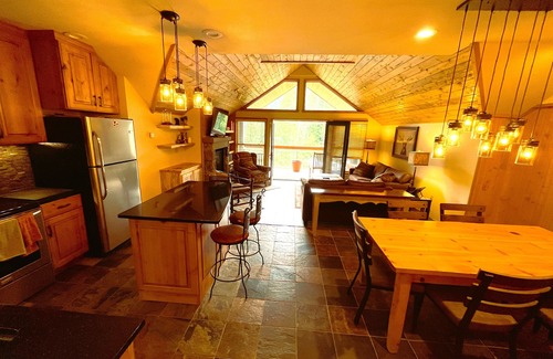 River Run Condo | Best deck view of River Run ski slope 1 min walk to gondola/village 2 bed 2 bath