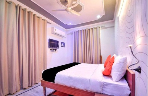 Sanganer Hotel | Best hotel in Jaipur location. nHotel 7 Nights & Restaurant. nCouple friendly.