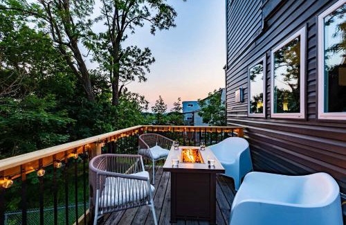 Mount Washington House | BEST LOCATION 3BD Home in The Heart Of Pittsburg