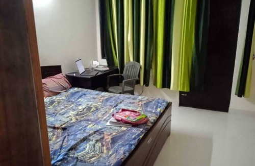 Gurugram Bed & Breakfast | Best Place for Visitors/Professionals with complimentary breakfast