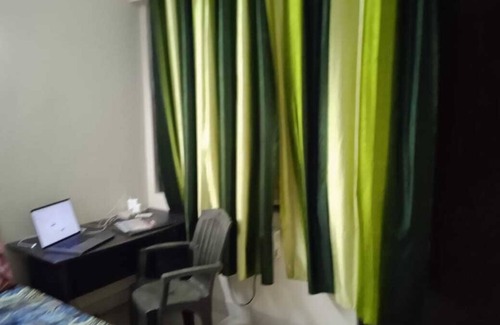 Gurugram Bed & Breakfast | Best Place for Visitors/Professionals with complimentary breakfast