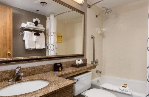 Kimball Junction Hotel | Best Place to Stay in Park City! Free Breakfast, Pool, Shuttle, Pet-friendly!