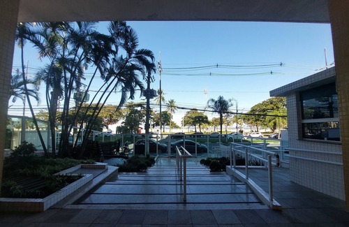 Gonzaga Apartment | Best point of the Gonzaga, building facing the sea, private garage, 3 malls .