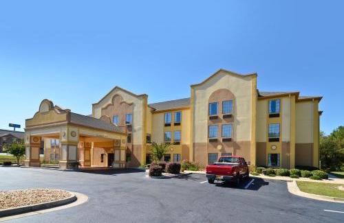 Perry Hotel | Best Western Bradbury Inn & Suites