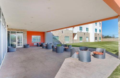 Northwest Corpus Christi Hotel | Best Western Executive Residency IH-37 Corpus Christi