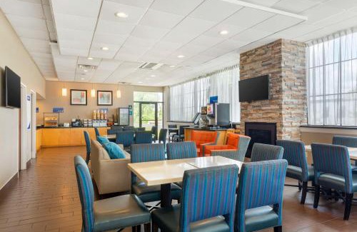 South Meadows Hotel | Best Western Hartford Hotel and Suites