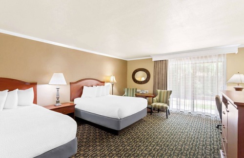 Yreka Hotel | Best Western Miner's Inn