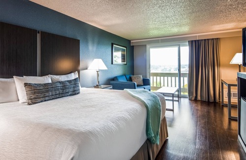 Florence Hotel | Best Western Pier Point Inn
