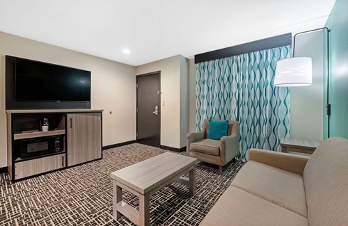 Greenwood Hotel | Best Western Plus Greenwood/Indy South Inn